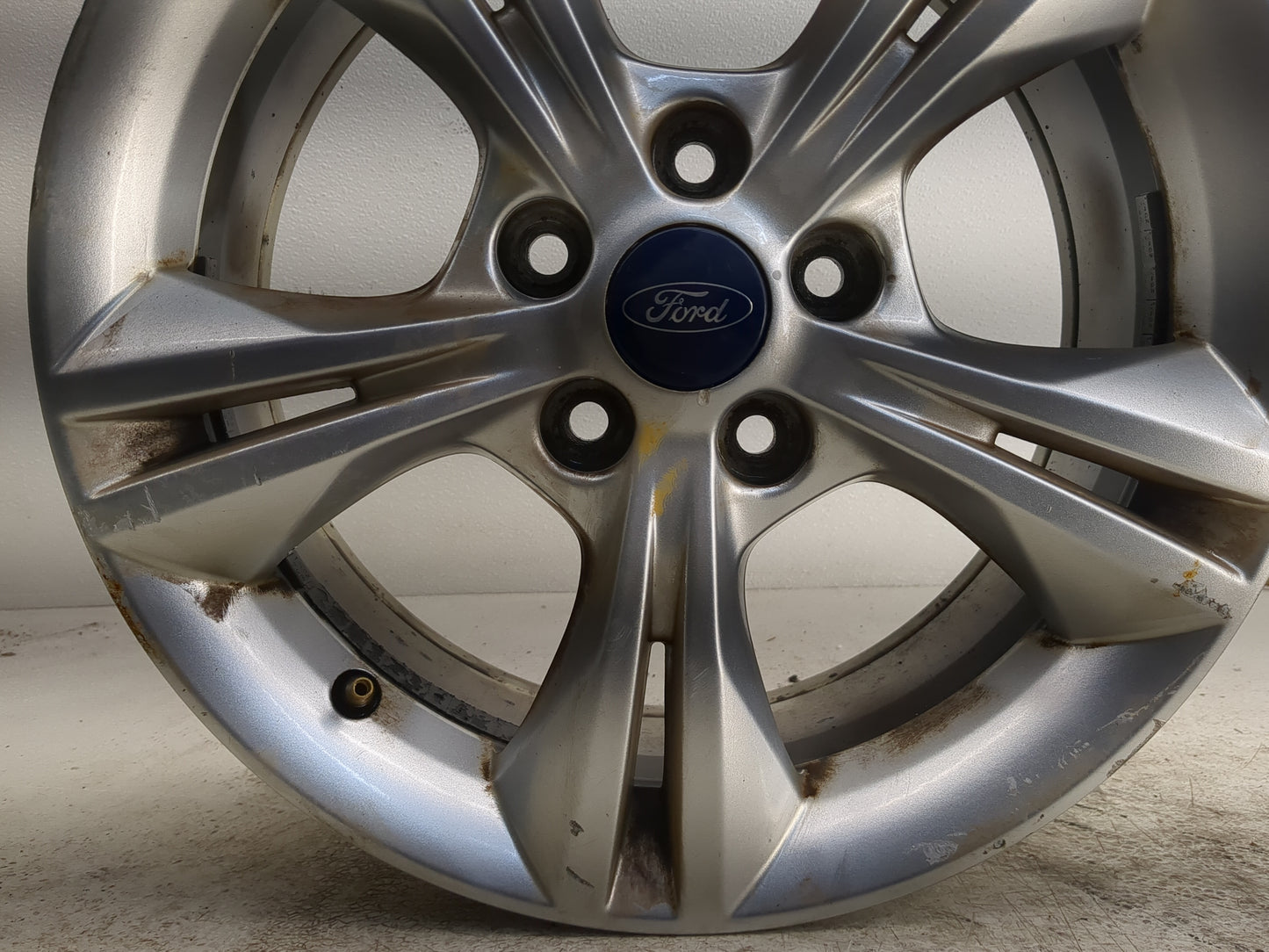 2012-2014 Ford Focus Oem Wheel Rim - Oemusedautoparts1.com