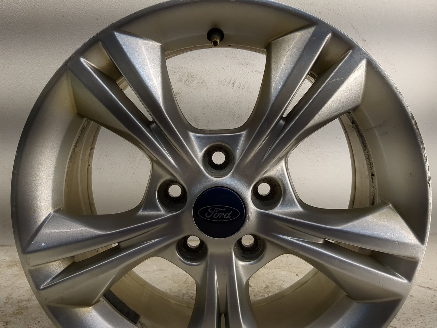 2012-2014 Ford Focus Oem Wheel Rim 1142730 - Oemusedautoparts1.com