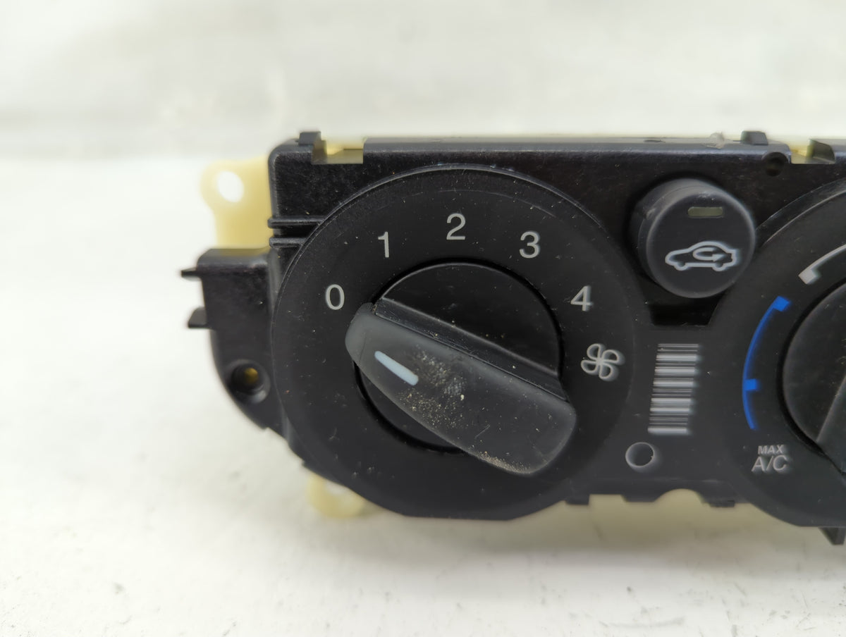 2013-2014 Ford Focus Climate Control Module Temperature AC/Heater Replacement Fits Fits 2013 2014 OEM Used Auto Parts - Oemu