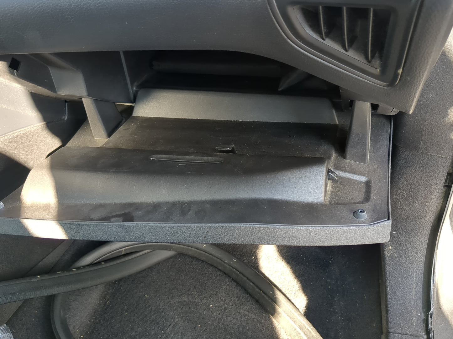2013 Ford Focus Passenger Glove Box Door Storage Compartment - Oemusedautoparts1.com