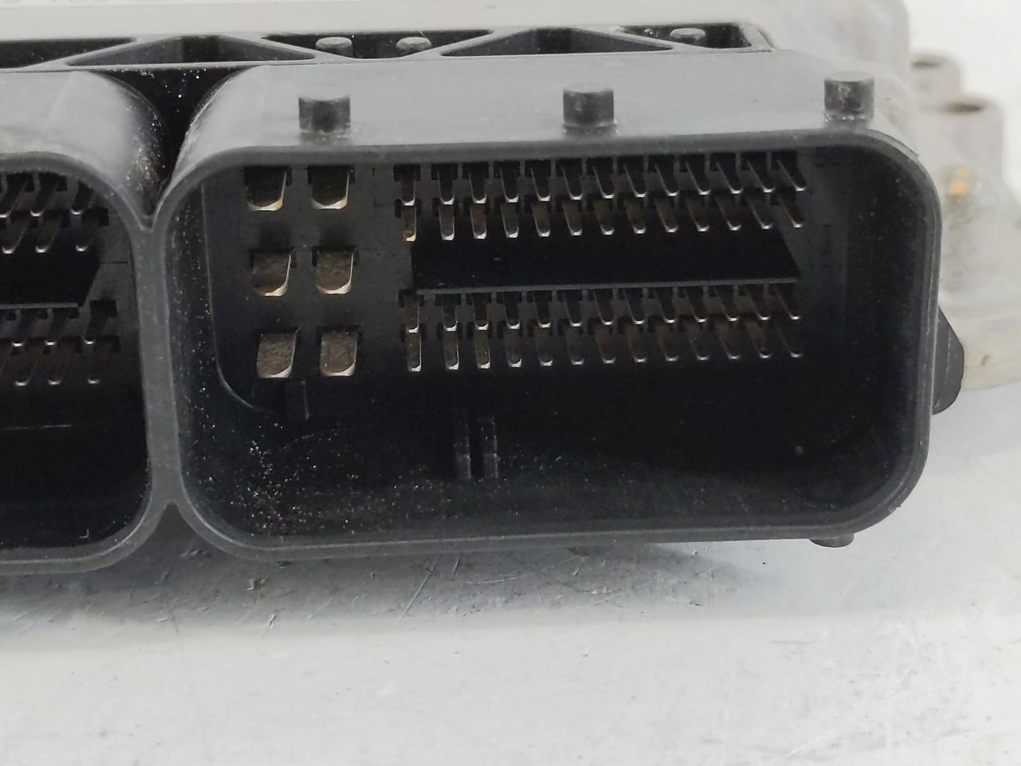 2012-2013 Ford Focus PCM Engine Control Computer ECU ECM PCU OEM P/N:CM5A-12A650-ATE Fits Fits 2012 2013 OEM Used Auto Parts