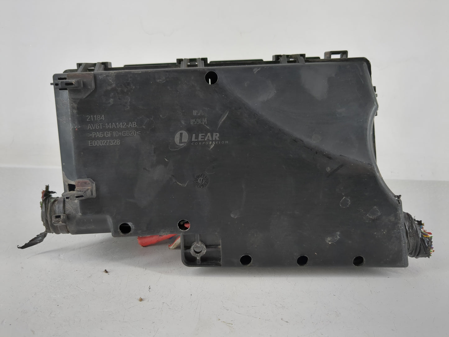 2012-2014 Ford Focus Fusebox Fuse Box Panel Relay Module P/N:AV6T-14A067-AC Fits Fits 2012 2013 2014 OEM Used Auto Parts - O