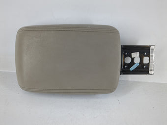 compare product 2012-2014 Ford Focus Center Console Armrest Cover Lid P/N:1080225X-10-MS Fits Fits 2012 2013 2014 OEM Used Auto Parts