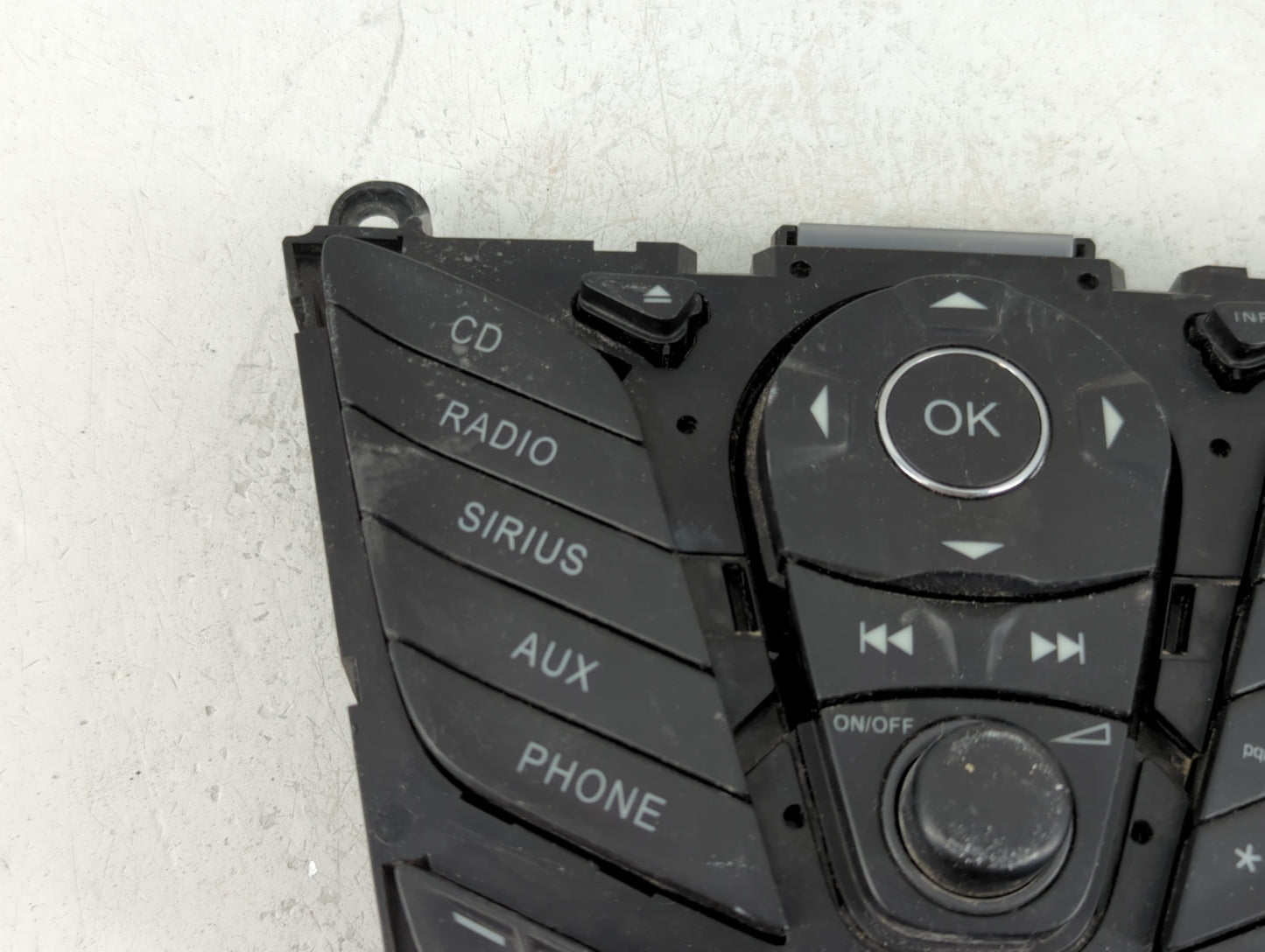 2012-2013 Ford Focus Radio AM FM Cd Player Receiver Replacement Fits Fits 2012 2013 OEM Used Auto Parts - Oemusedautoparts1.