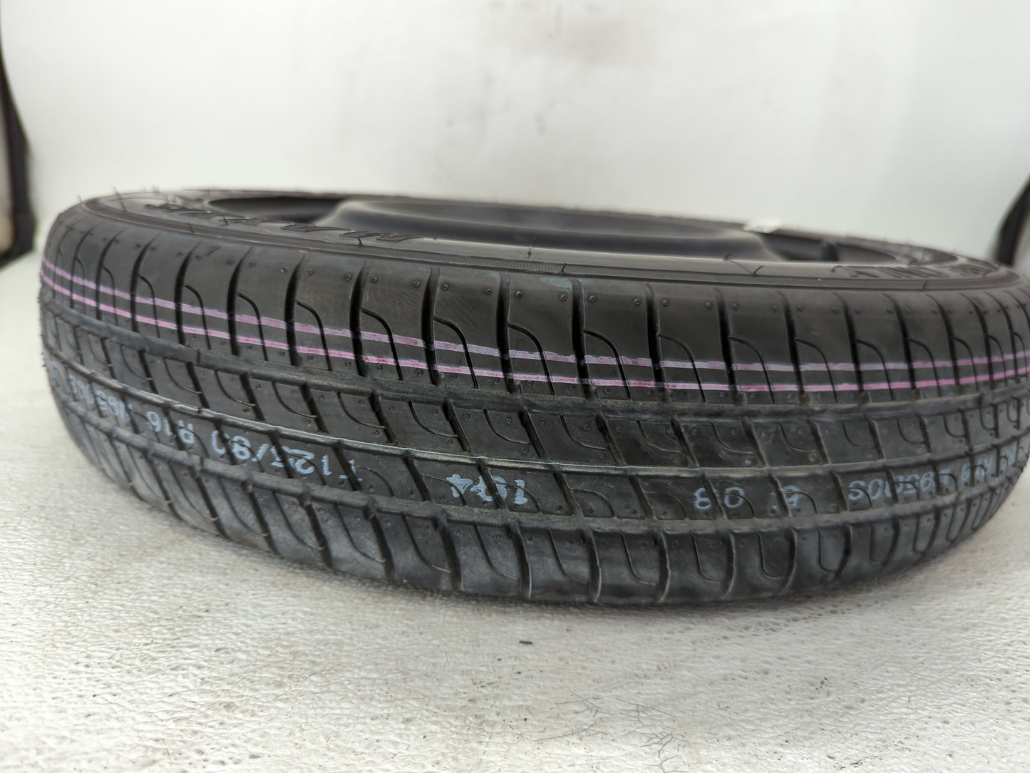 2012-2018 Ford Focus Spare Donut Tire Wheel Rim Oem - Oemusedautoparts1.com