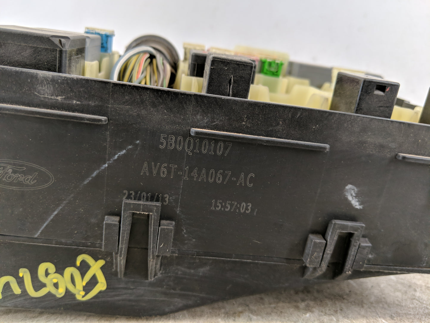 2012-2014 Ford Focus Fusebox Fuse Box Panel Relay Module P/N:AV6T-14A142-AB AV6T-14A076-AB Fits Fits 2012 2013 2014 OEM Used