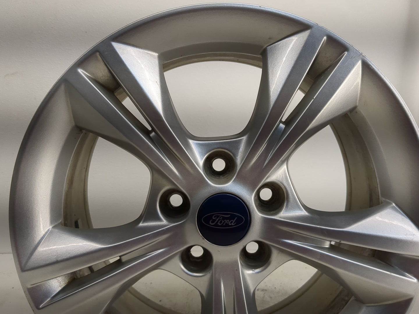 2012-2014 Ford Focus Oem Wheel Rim 1223580 - Oemusedautoparts1.com