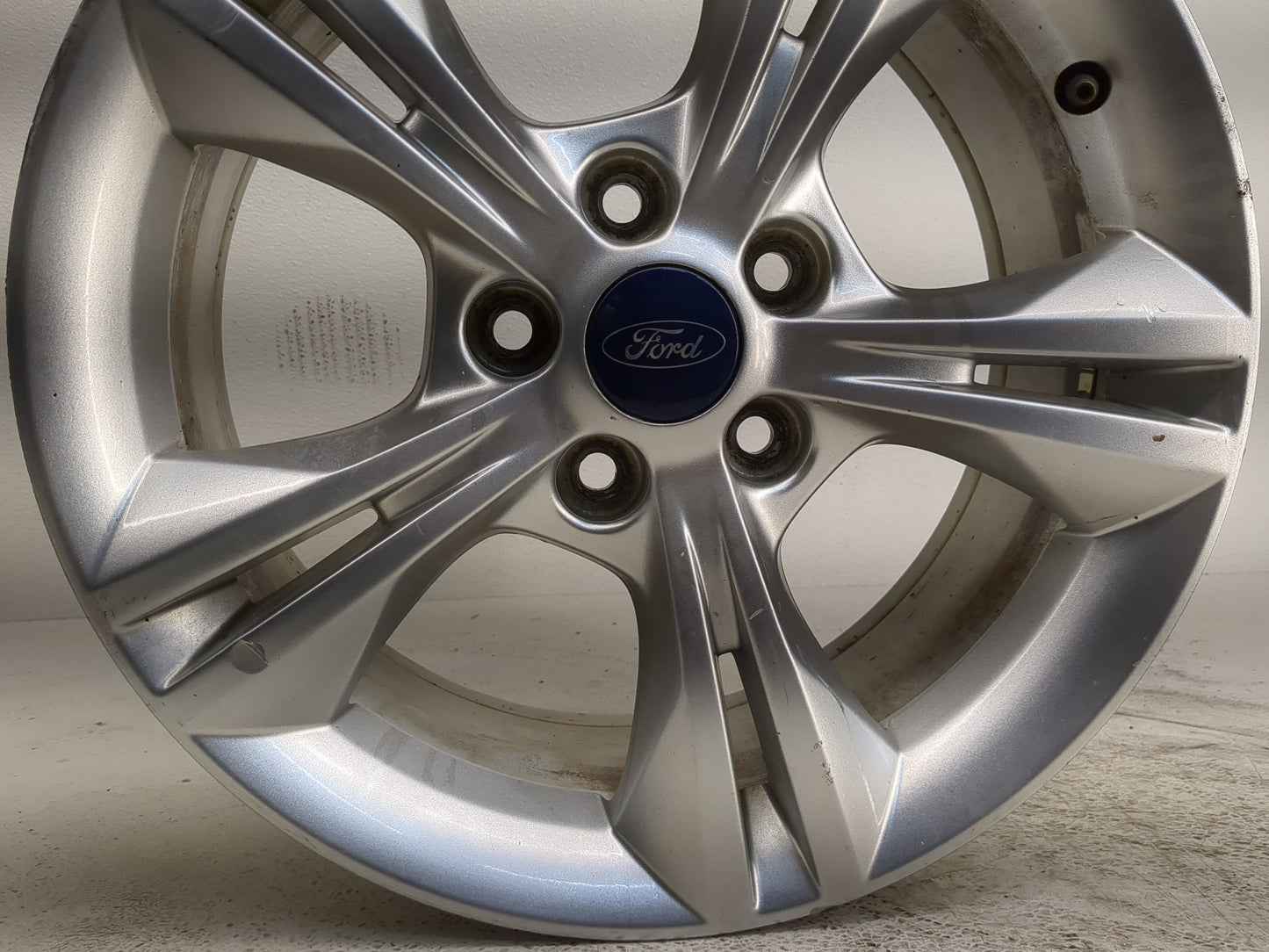 2012-2014 Ford Focus Oem Wheel Rim - Oemusedautoparts1.com