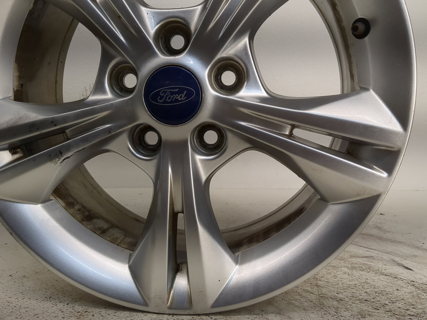 2012-2014 Ford Focus Oem Wheel Rim - Oemusedautoparts1.com