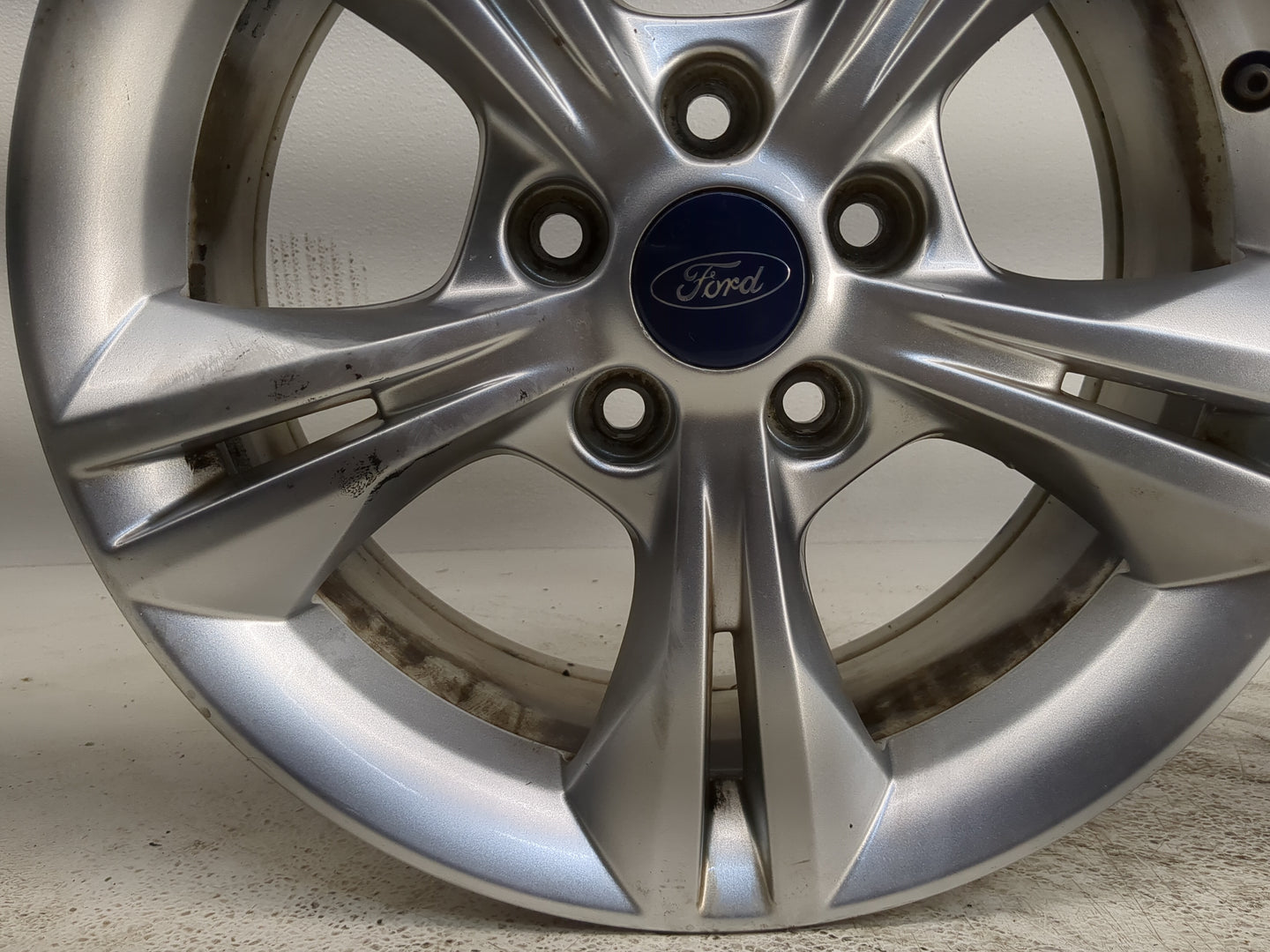 2012-2014 Ford Focus Oem Wheel Rim - Oemusedautoparts1.com