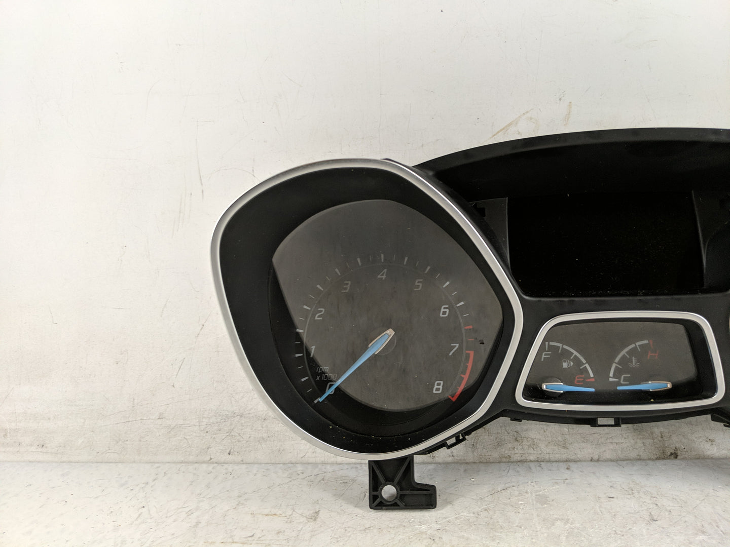 2013-2014 Ford Focus Instrument Cluster Speedometer Gauges P/N:CM5T-10849-CTC Fits Fits 2013 2014 OEM Used Auto Parts - Oemu