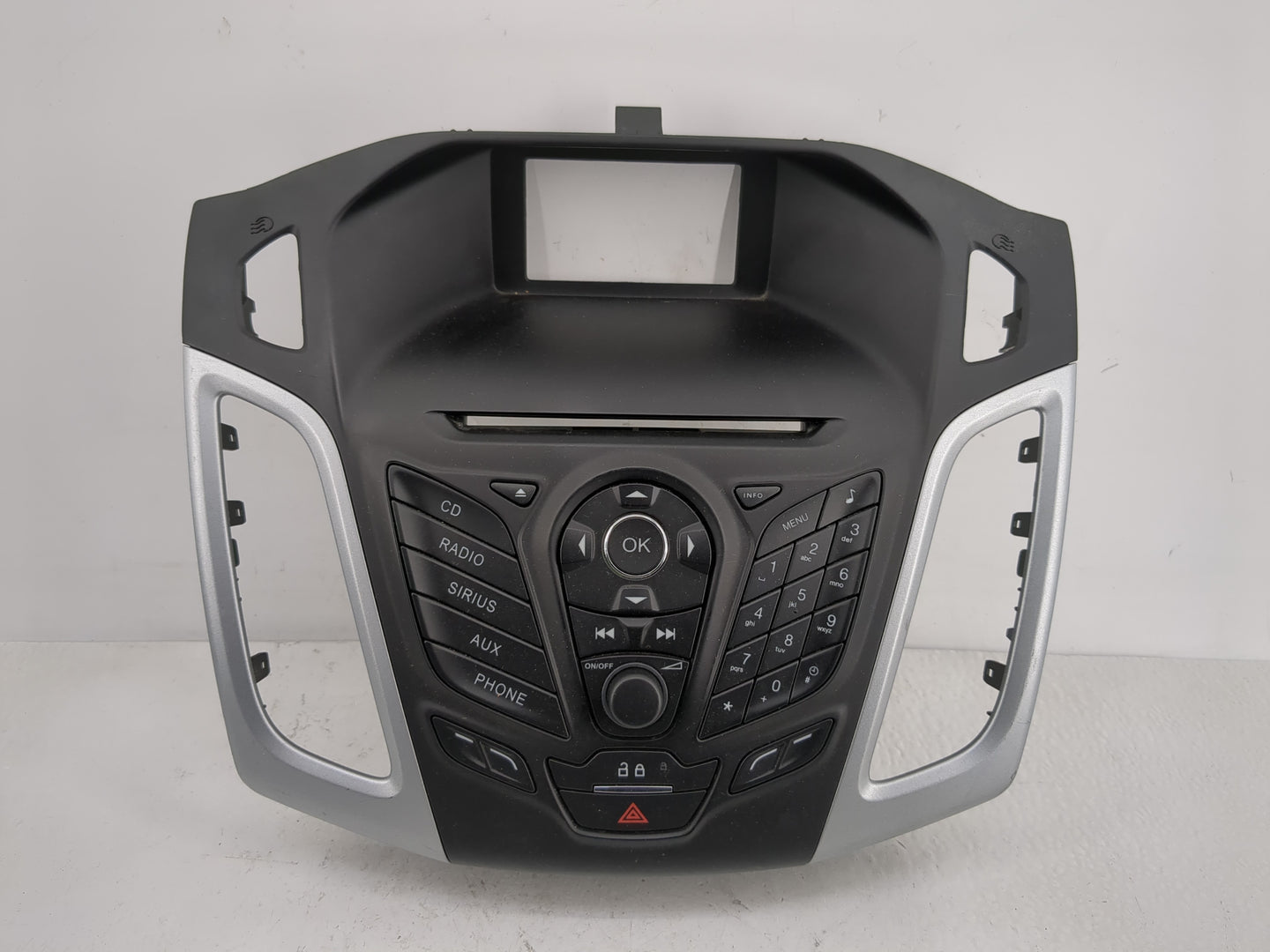 2013 Ford Focus Radio AM FM Cd Player Receiver Replacement P/N:CM51-18835-JAW Fits OEM Used Auto Parts - Oemusedautoparts1.c