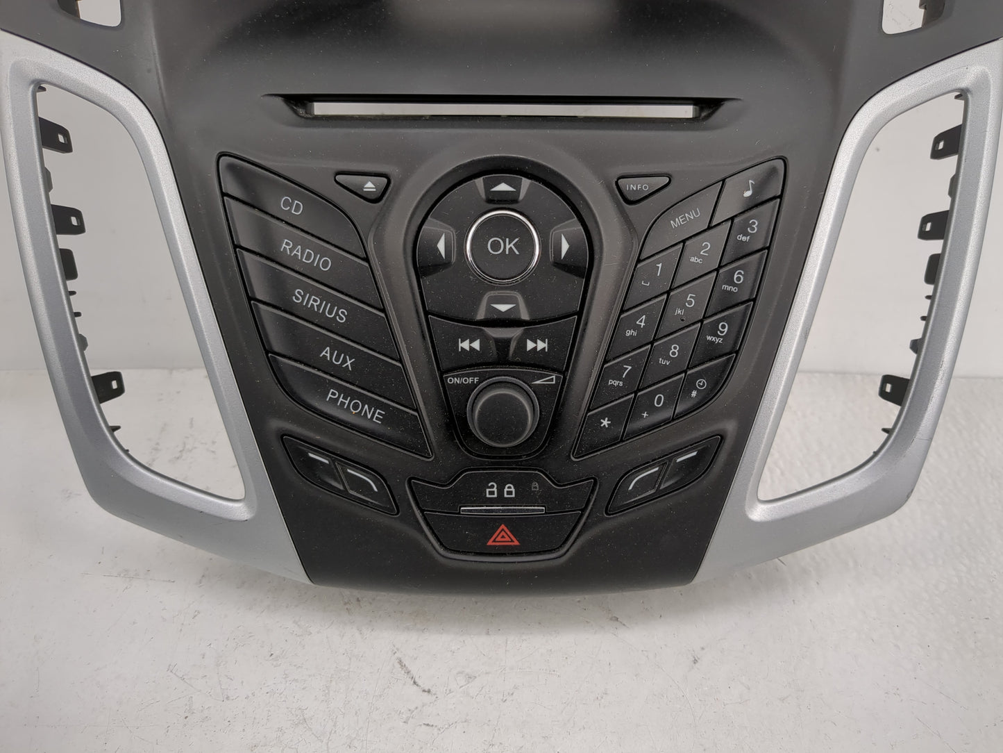 2013 Ford Focus Radio AM FM Cd Player Receiver Replacement P/N:CM51-18835-JAW Fits OEM Used Auto Parts - Oemusedautoparts1.c