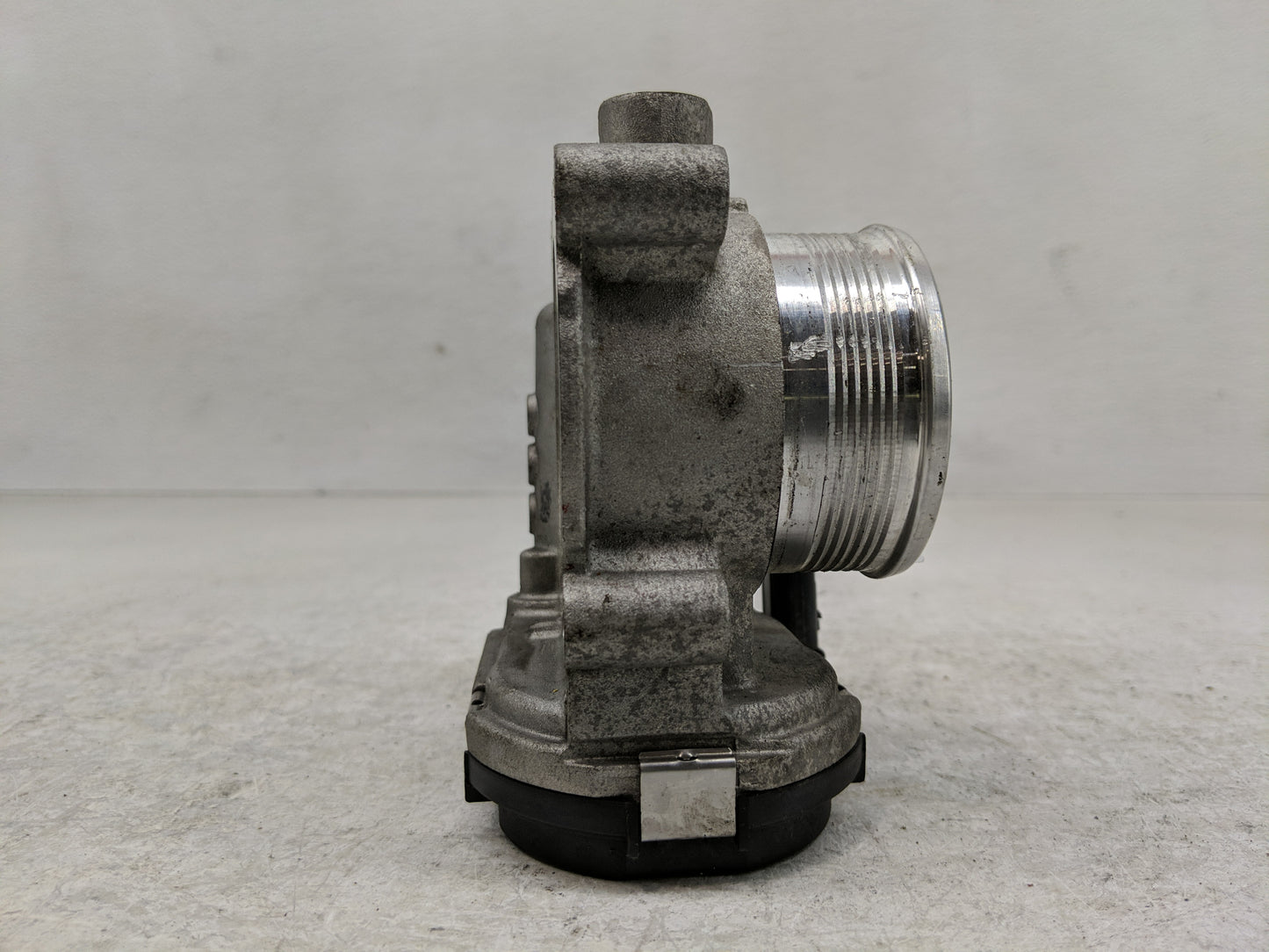 2013 Ford Focus Throttle Body Fits OEM Used Auto Parts - Oemusedautoparts1.com