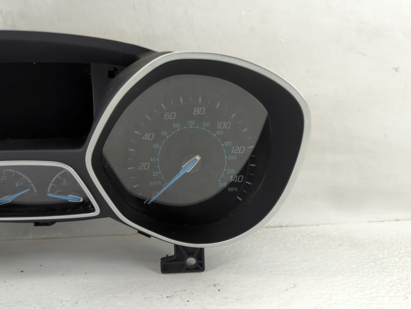 2013-2014 Ford Focus Instrument Cluster Speedometer Gauges P/N:CM5T-10849-CTB Fits Fits 2013 2014 OEM Used Auto Parts - Oemu
