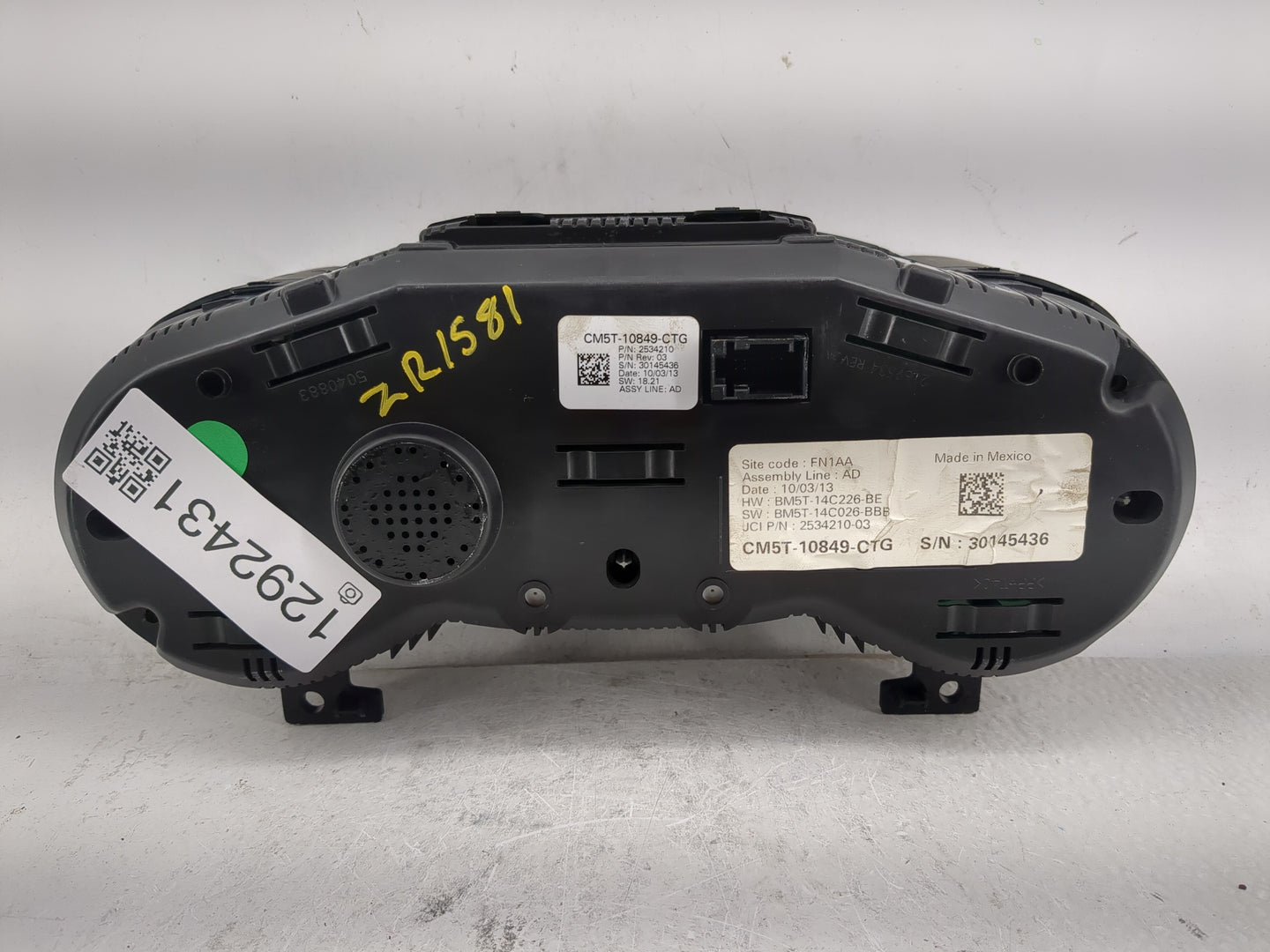 2013-2014 Ford Focus Instrument Cluster Speedometer Gauges P/N:CM5T-10849-CTG CM5T-10849-CTB Fits Fits 2013 2014 OEM Used Au