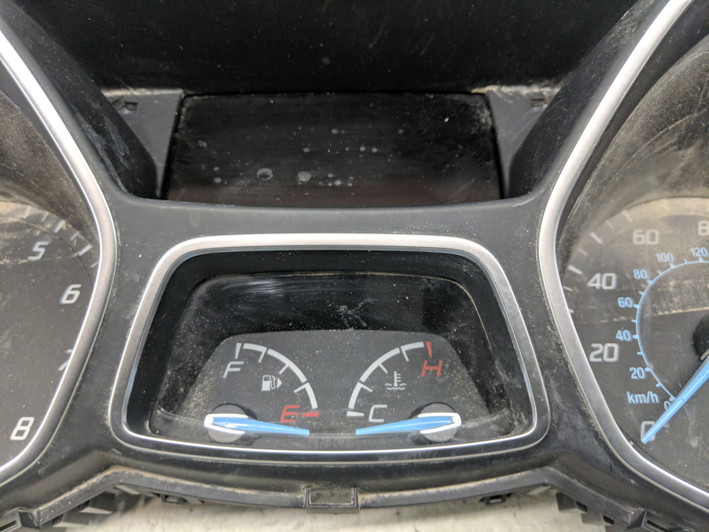 2013-2014 Ford Focus Instrument Cluster Speedometer Gauges Fits Fits 2013 2014 OEM Used Auto Parts - Oemusedautoparts1.com