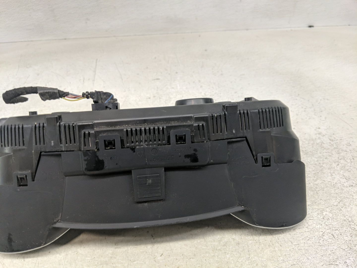 2013-2014 Ford Focus Instrument Cluster Speedometer Gauges P/N:CM5T-10849-CTB Fits Fits 2013 2014 OEM Used Auto Parts - Oemu