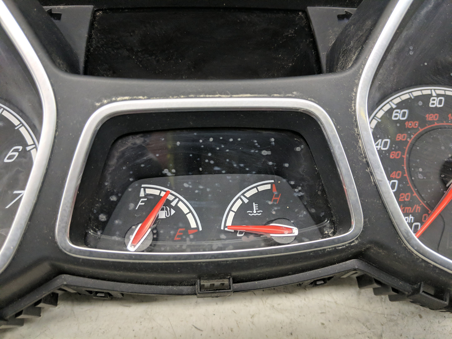 2013-2014 Ford Focus Instrument Cluster Speedometer Gauges P/N:CM5T-10849-ASD Fits Fits 2013 2014 OEM Used Auto Parts - Oemu
