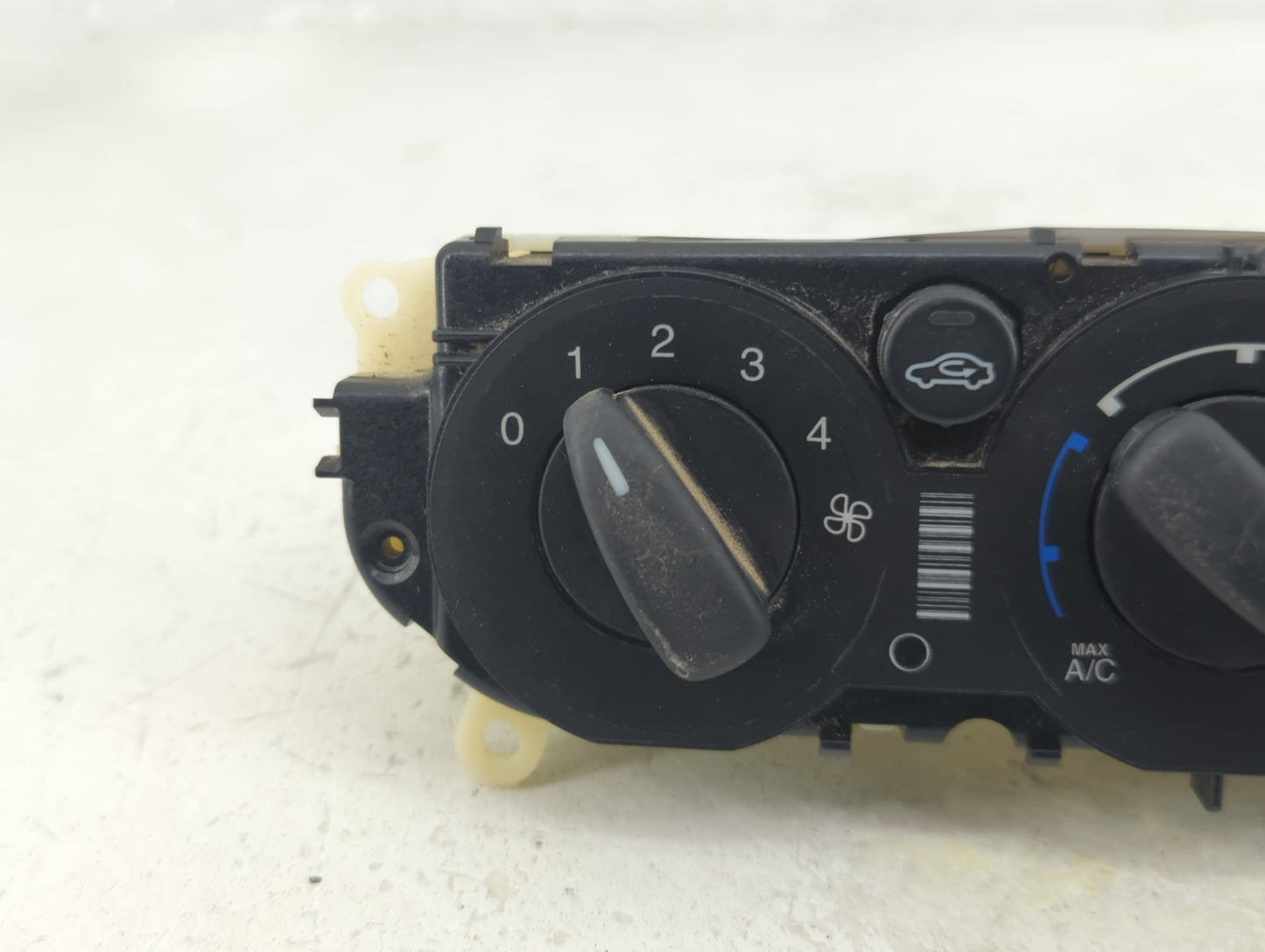 2013-2014 Ford Focus Climate Control Module Temperature AC/Heater Replacement P/N:CM5T-19980-AE Fits Fits 2013 2014 OEM Used