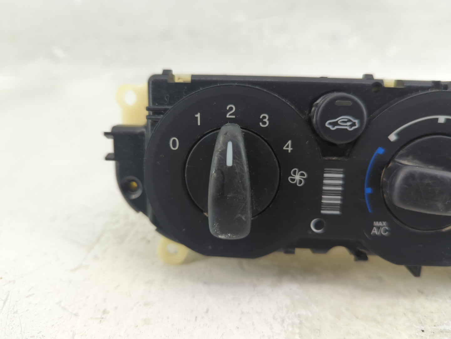 2013-2014 Ford Focus Climate Control Module Temperature AC/Heater Replacement P/N:CM5T-19980-AE Fits Fits 2013 2014 OEM Used
