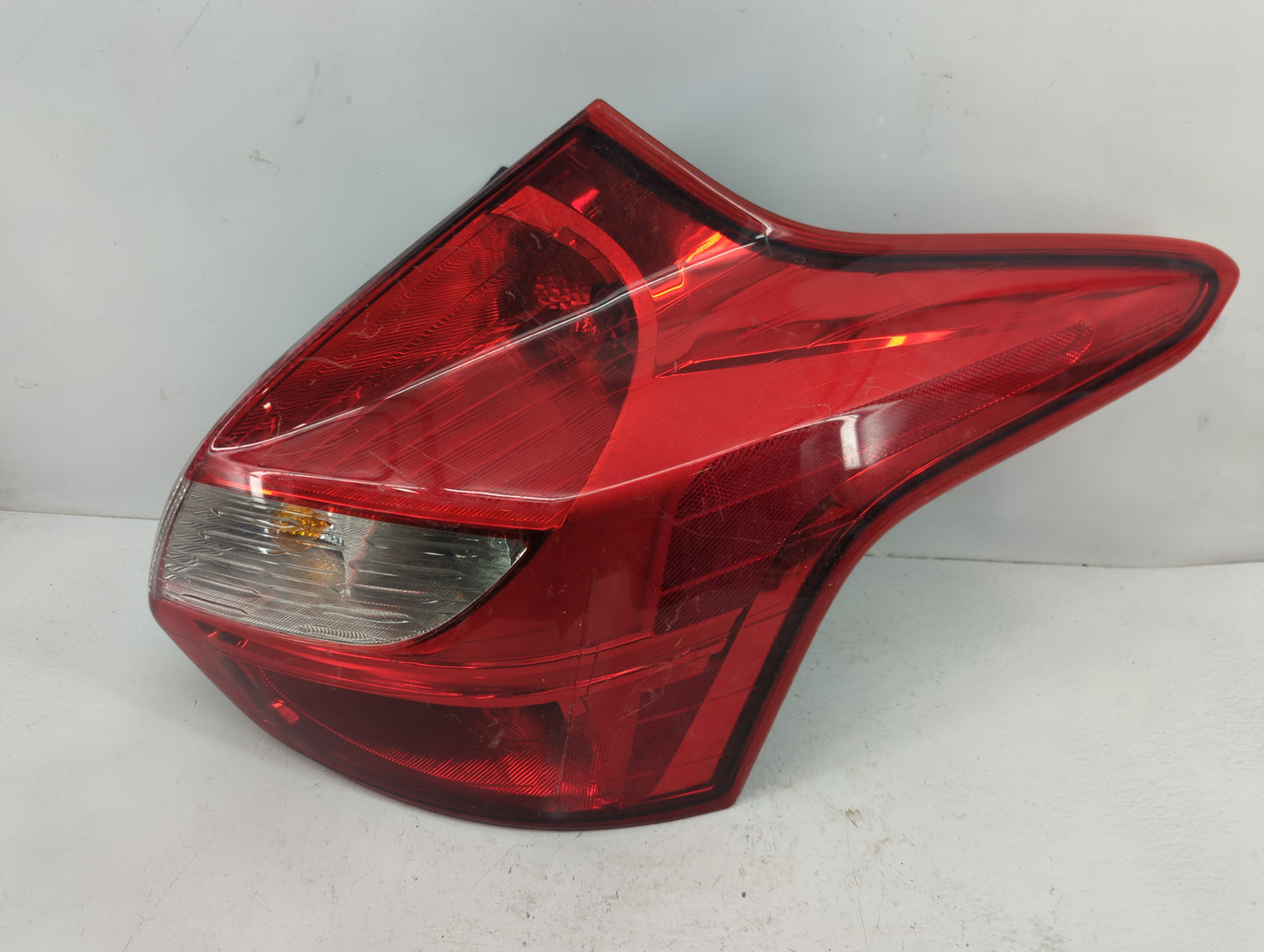 2012-2014 Ford Focus Tail Light Assembly Passenger Right OEM P/N:BM51-13404-F Fits Fits 2012 2013 2014 OEM Used Auto Parts -