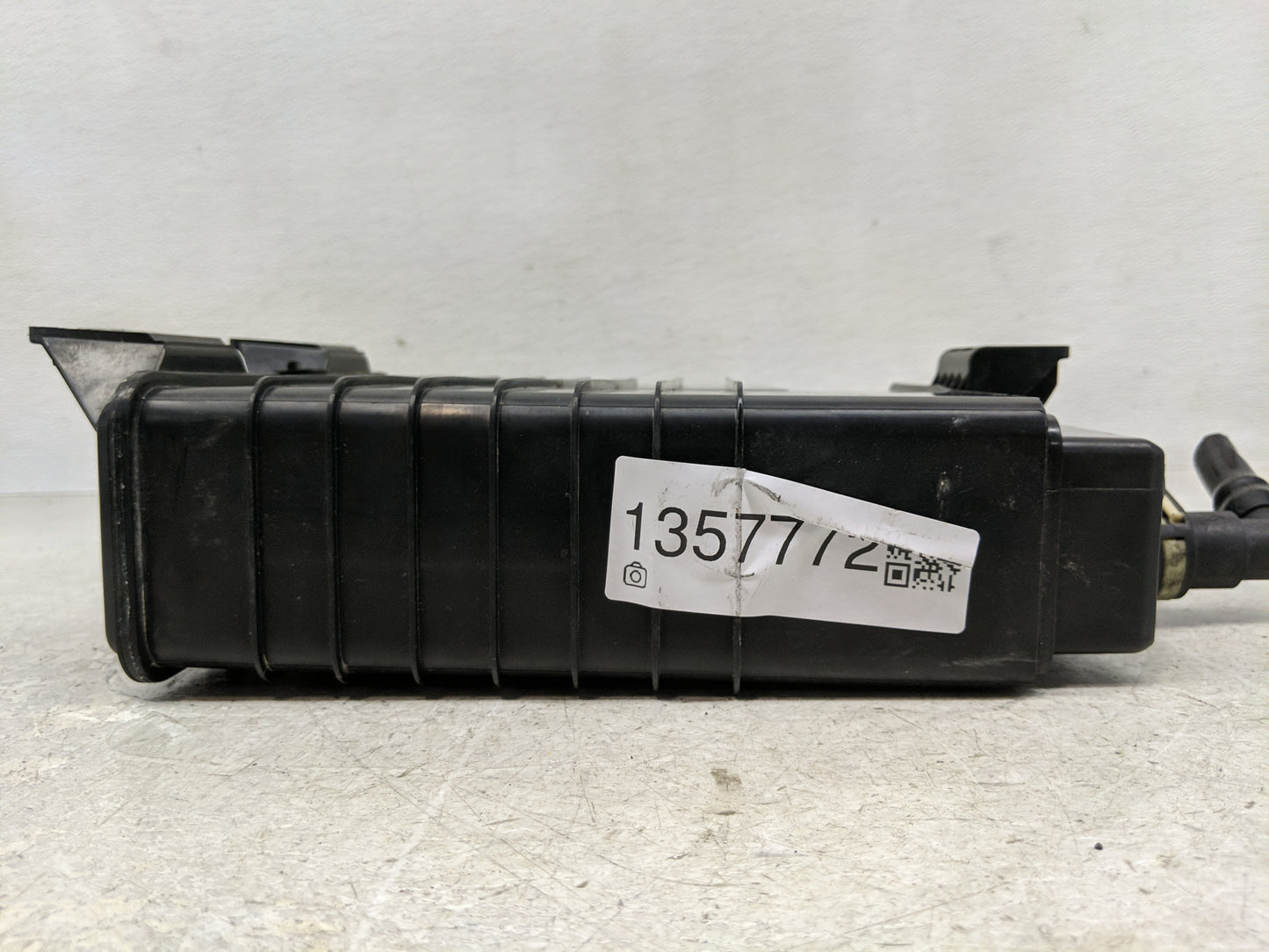 2013 Ford Focus Fuel Vapor Charcoal Canister 1357772 - Oemusedautoparts1.com