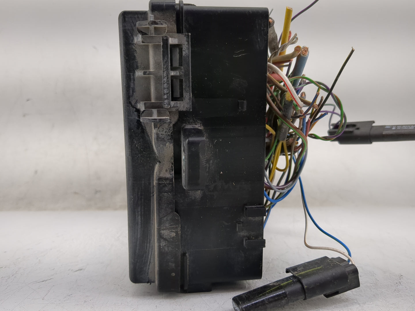 2012-2014 Ford Focus Fusebox Fuse Box Panel Relay Module Fits Fits 2012 2013 2014 OEM Used Auto Parts - Oemusedautoparts1.co