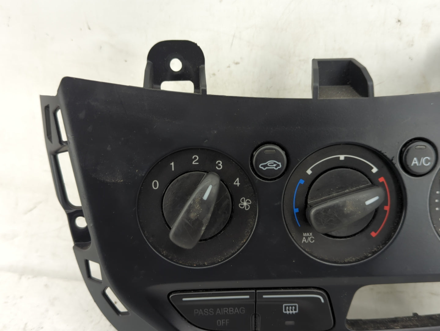 2013-2014 Ford Focus Climate Control Module Temperature AC/Heater Replacement P/N:CM5T-19980-AE Fits Fits 2013 2014 OEM Used