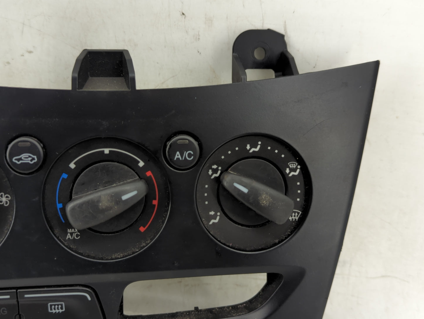 2013-2014 Ford Focus Climate Control Module Temperature AC/Heater Replacement P/N:CM5T-19980-AE Fits Fits 2013 2014 OEM Used