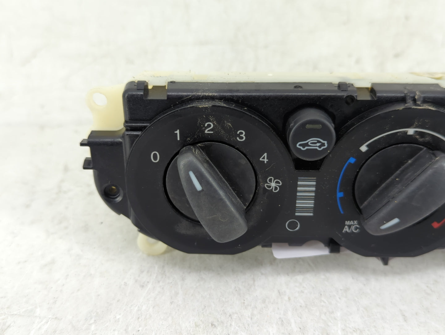 2013-2014 Ford Focus Climate Control Module Temperature AC/Heater Replacement P/N:CM5T19980AE Fits Fits 2013 2014 OEM Used A