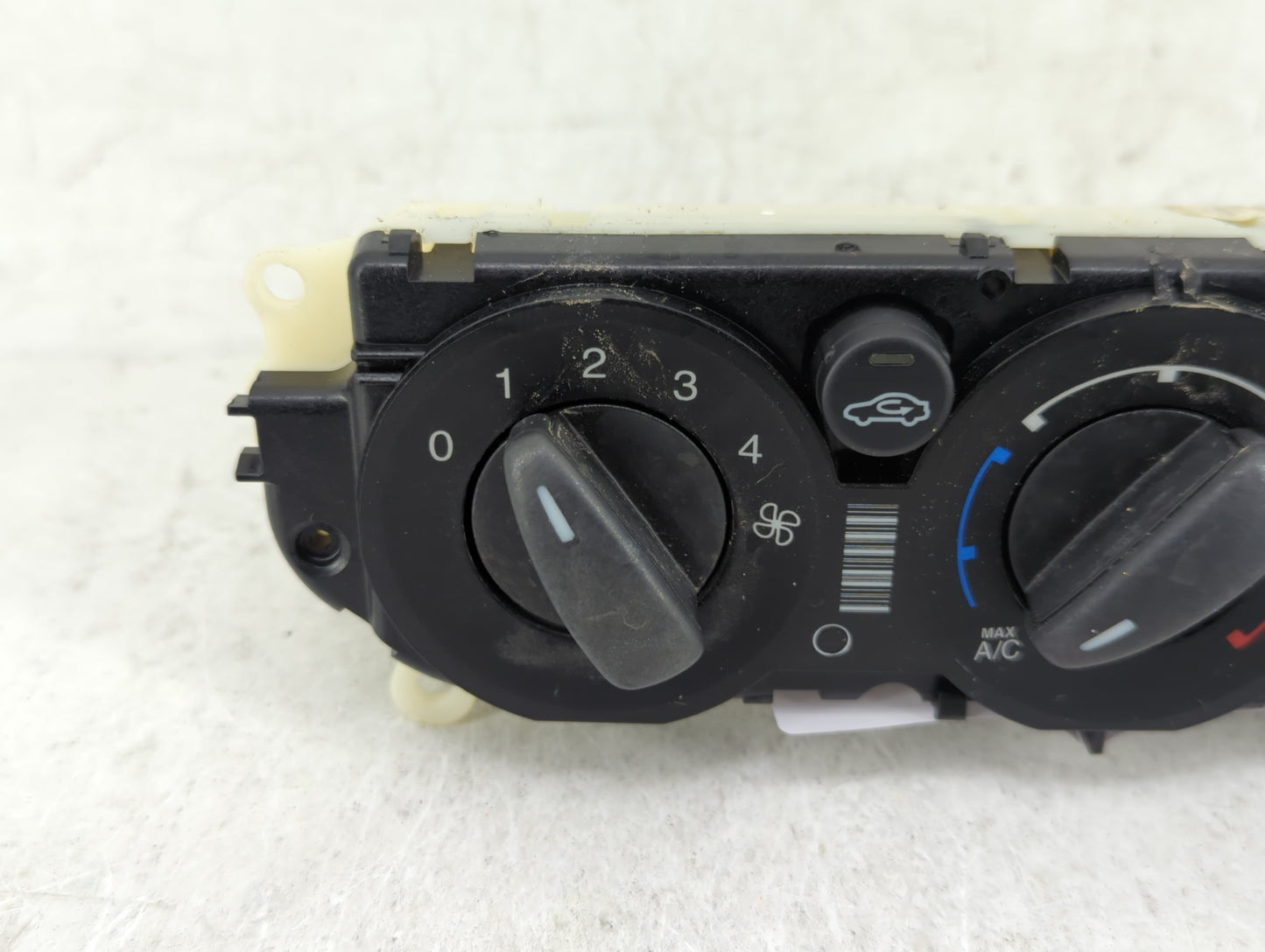 2013-2014 Ford Focus Climate Control Module Temperature AC/Heater Replacement P/N:CM5T19980AE Fits Fits 2013 2014 OEM Used A
