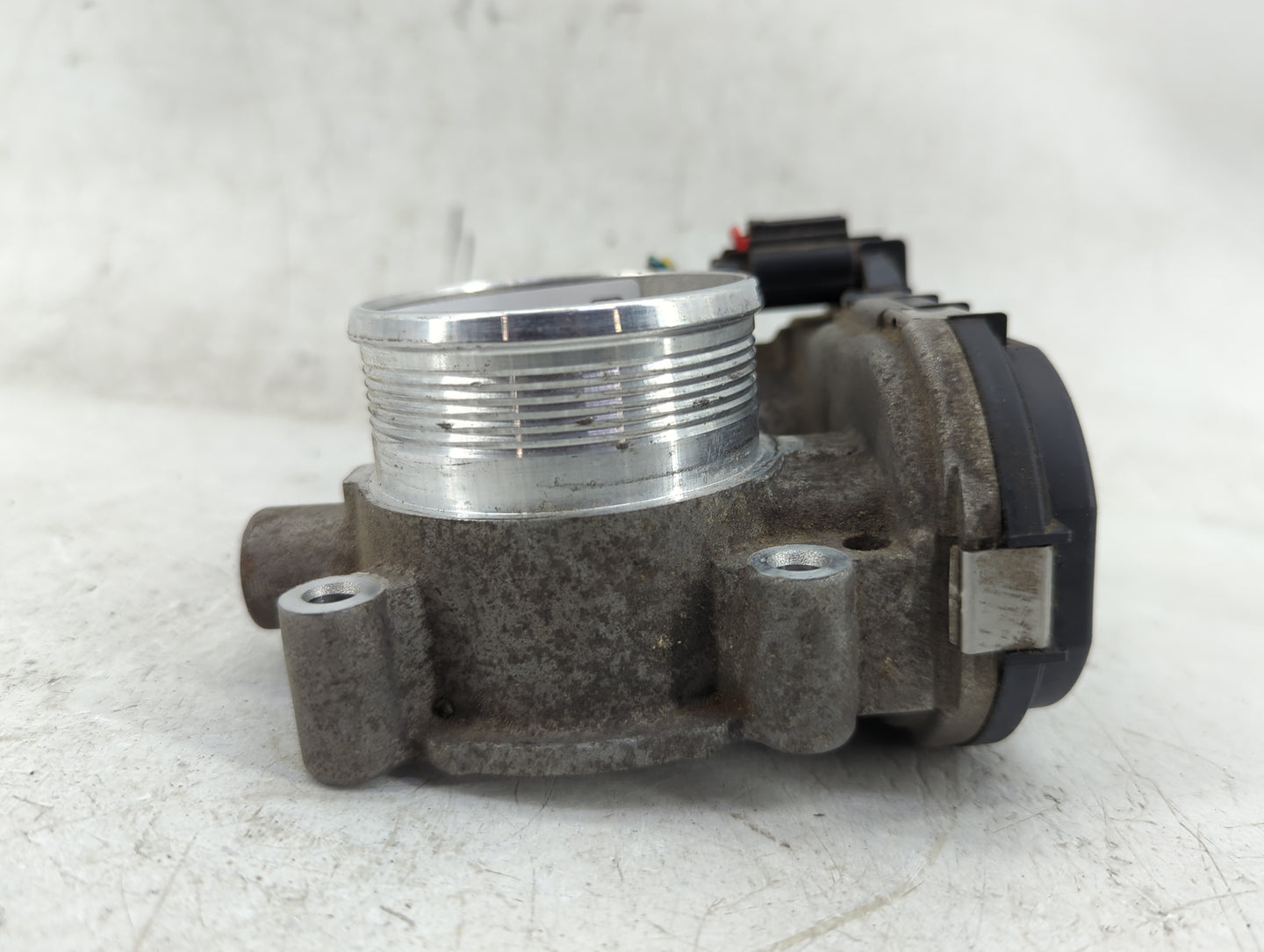 2012-2013 Ford Focus Throttle Body P/N:0280750585 Fits Fits 2012 2013 2014 2015 2016 2017 OEM Used Auto Parts - Oemusedautop