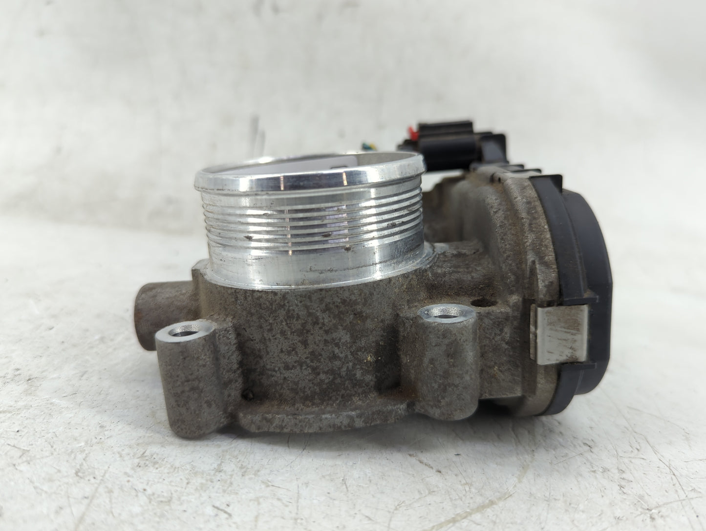 2012-2013 Ford Focus Throttle Body P/N:0280750585 Fits Fits 2012 2013 2014 2015 2016 2017 OEM Used Auto Parts - Oemusedautop