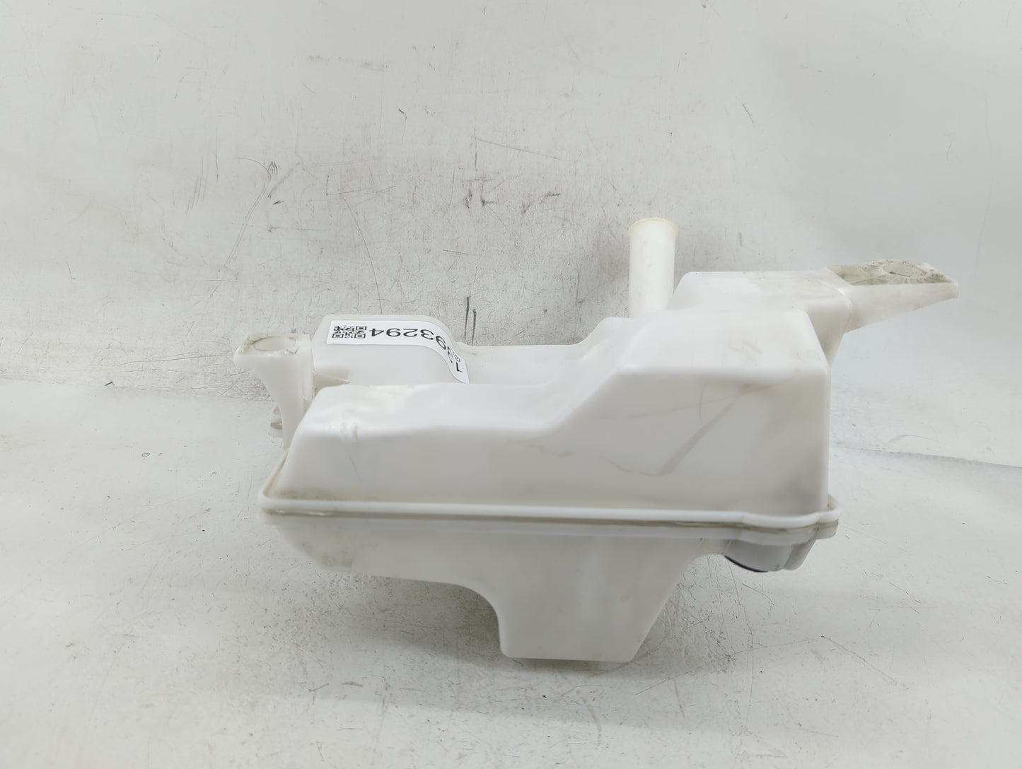 2013-2018 Ford Focus Radiator Coolant Overflow Expansion Tank Bottle - Oemusedautoparts1.com