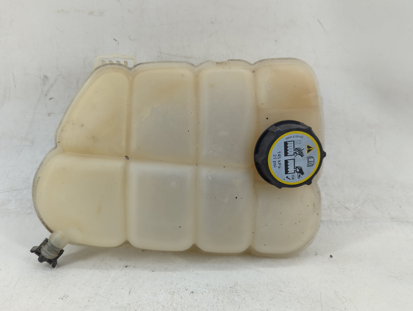 2013-2018 Ford Focus Radiator Coolant Overflow Expansion Tank Bottle 1393384 - Oemusedautoparts1.com