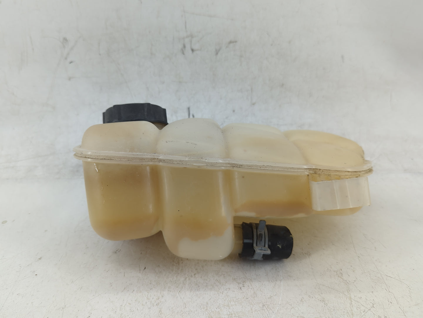2013-2018 Ford Focus Radiator Coolant Overflow Expansion Tank Bottle 1393384 - Oemusedautoparts1.com