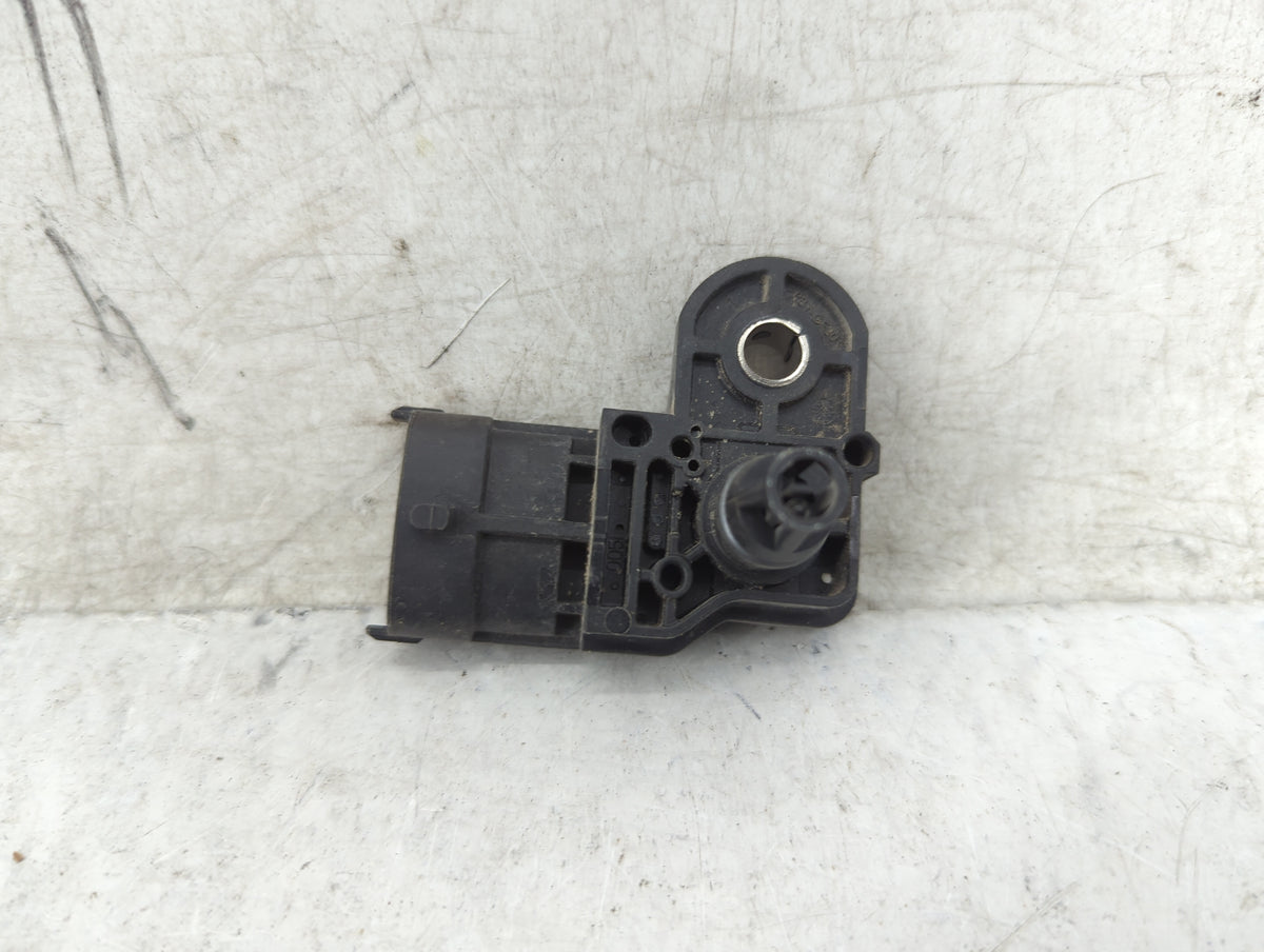 2012-2018 Ford Focus Mass Air Flow Meter Maf Sensor 1393522 - Oemusedautoparts1.com
