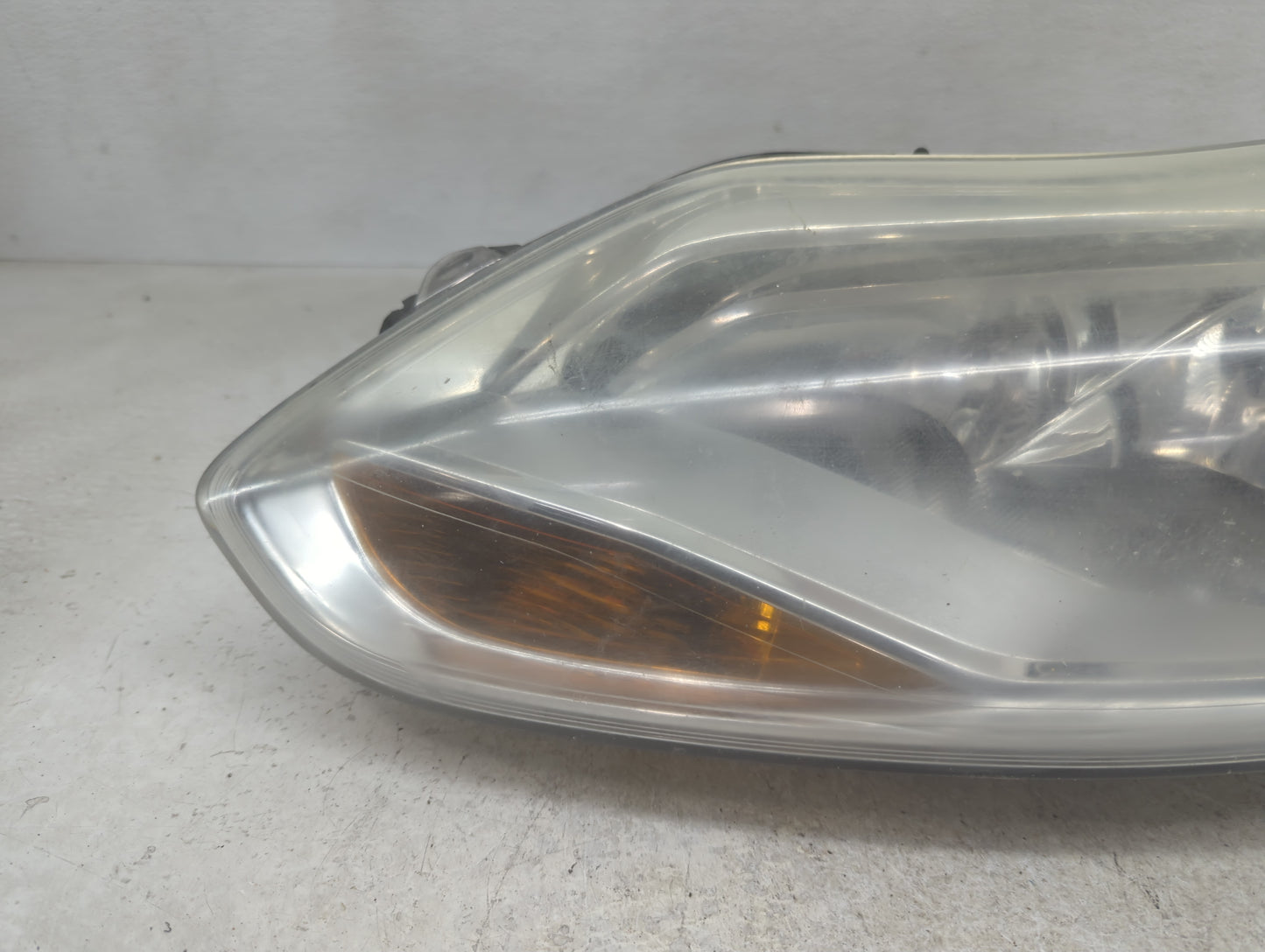 2012-2014 Ford Focus Driver Left Oem Head Light Headlight Lamp - Oemusedautoparts1.com
