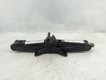 compare product 2013 Ford Focus Spare Scissor Car Jack 1396463