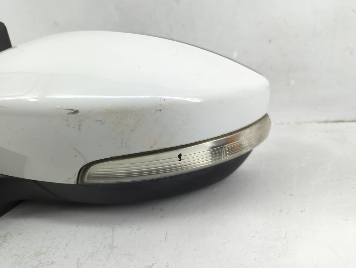 2012-2014 Ford Focus Driver Side View Mirror - Left Door Mirror OEM Used - Oemusedautoparts1.com