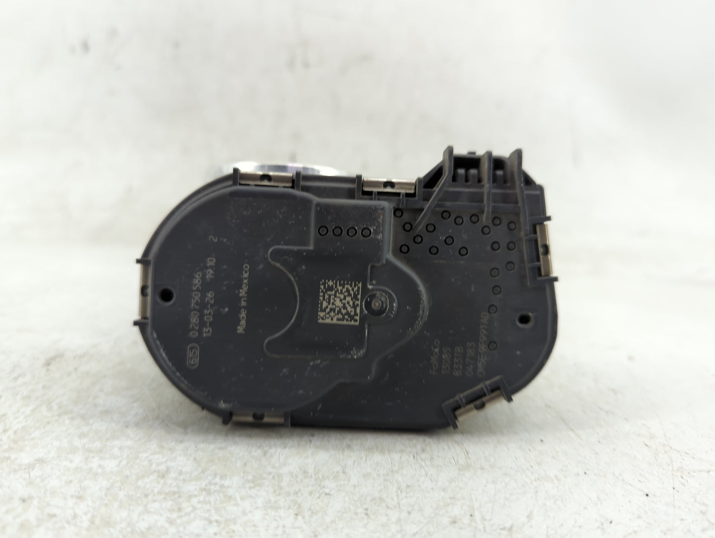 2012-2013 Ford Focus Throttle Body P/N:0280750586 Fits Fits 2012 2013 2014 2015 2016 2017 OEM Used Auto Parts - Oemusedautop