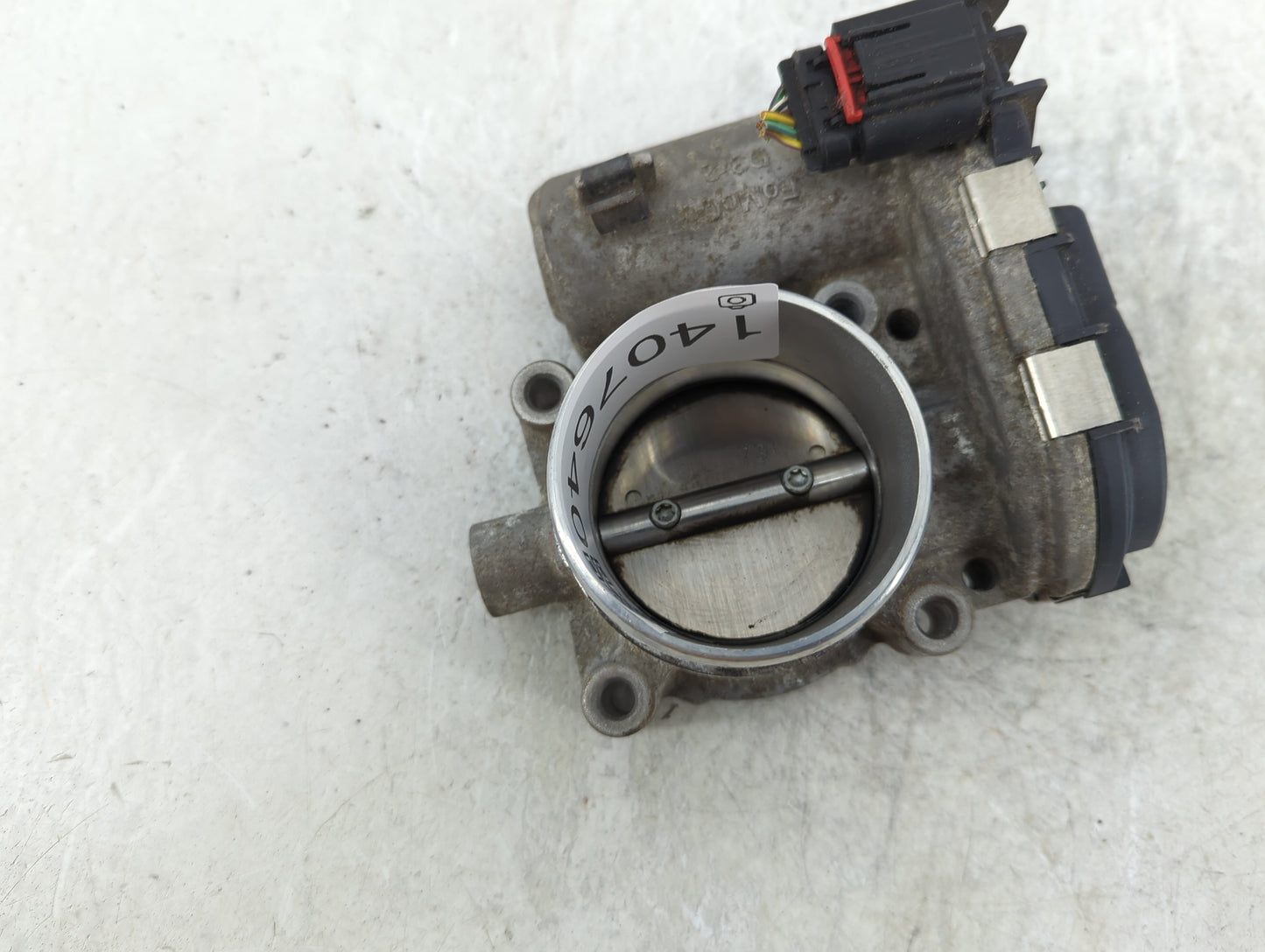 2012-2013 Ford Focus Throttle Body P/N:CM5E 9F991 AD 0 280 750 586 Fits Fits 2012 2013 2014 2015 2016 2017 OEM Used Auto Par