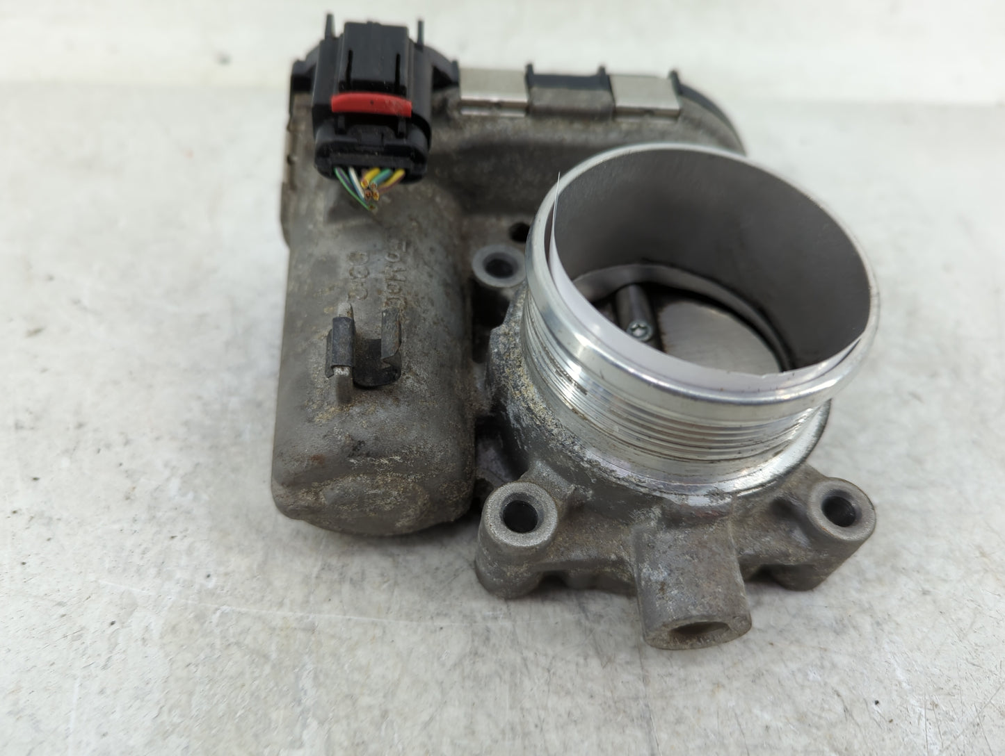 2012-2013 Ford Focus Throttle Body P/N:CM5E 9F991 AD 0 280 750 586 Fits Fits 2012 2013 2014 2015 2016 2017 OEM Used Auto Par