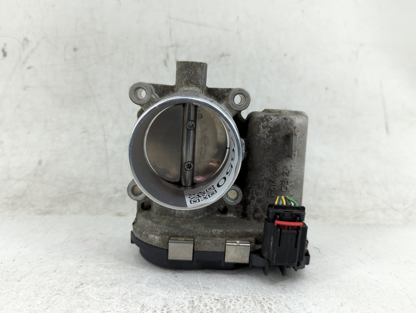 2012-2013 Ford Focus Throttle Body P/N:CM5E 9F991 AD 0 280 750 586 Fits Fits 2012 2013 2014 2015 2016 2017 OEM Used Auto Par