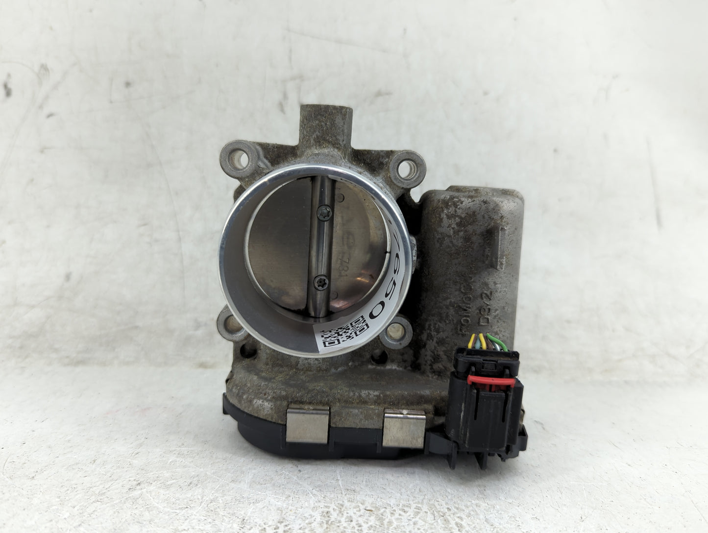2012-2013 Ford Focus Throttle Body P/N:CM5E 9F991 AD 0 280 750 586 Fits Fits 2012 2013 2014 2015 2016 2017 OEM Used Auto Par