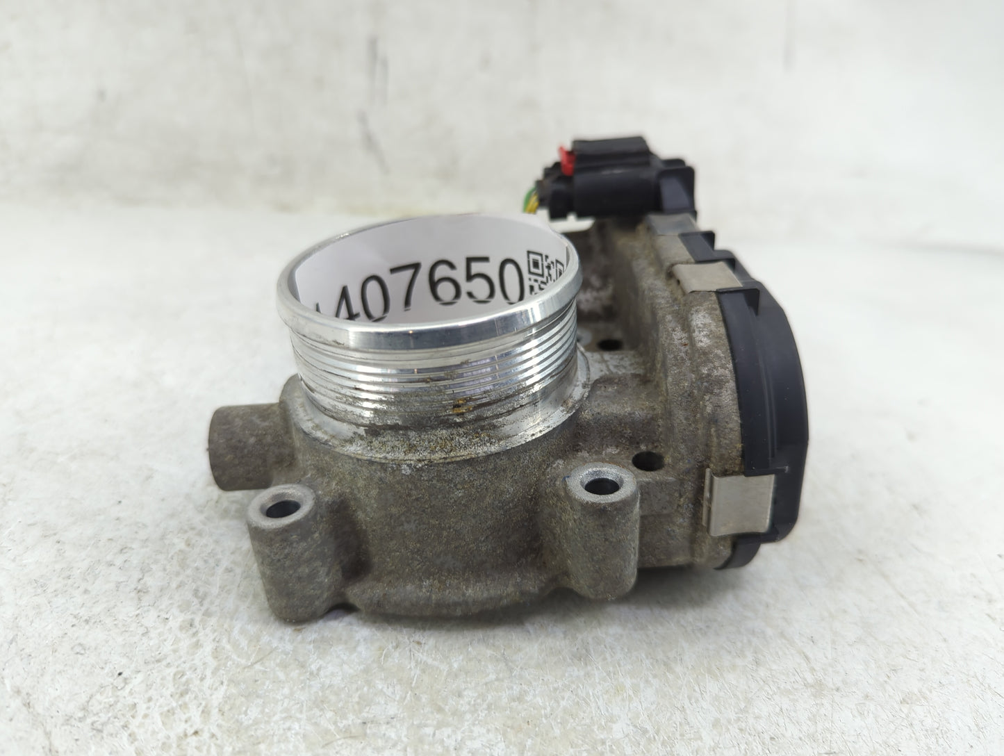 2012-2013 Ford Focus Throttle Body P/N:CM5E 9F991 AD 0 280 750 586 Fits Fits 2012 2013 2014 2015 2016 2017 OEM Used Auto Par