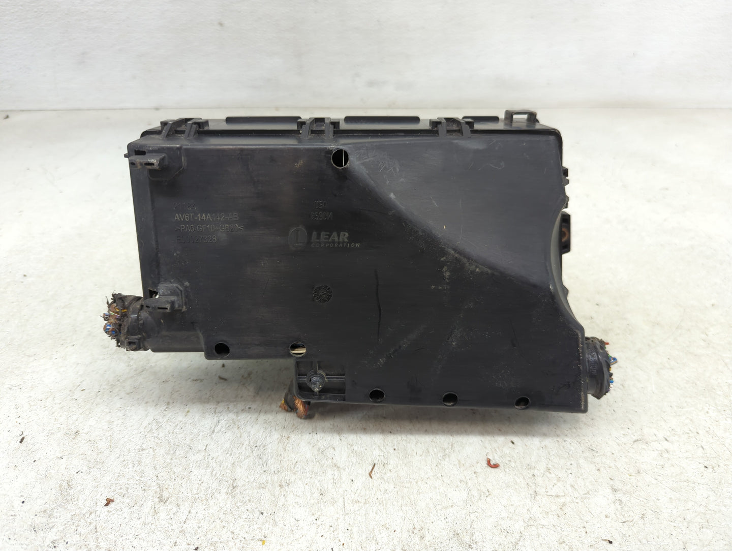 2012-2014 Ford Focus Fusebox Fuse Box Panel Relay Module P/N:AV6T-14A142-AB Fits Fits 2012 2013 2014 OEM Used Auto Parts - O
