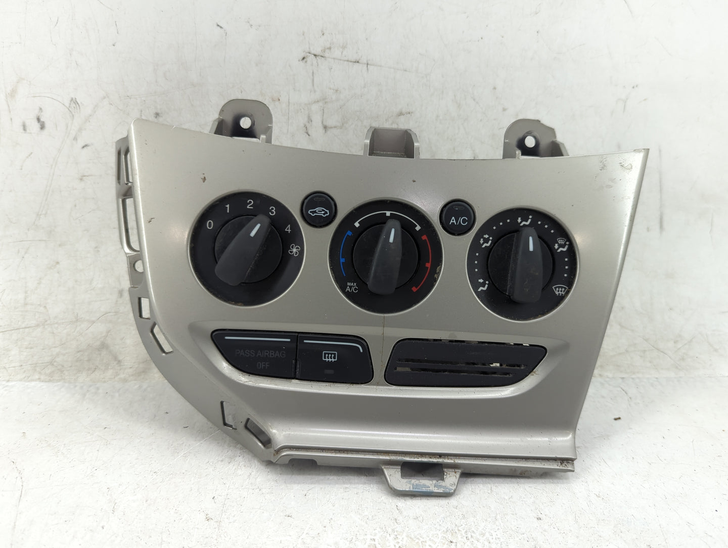 2013-2014 Ford Focus Climate Control Module Temperature AC/Heater Replacement P/N:E1062773 Fits Fits 2013 2014 OEM Used Auto