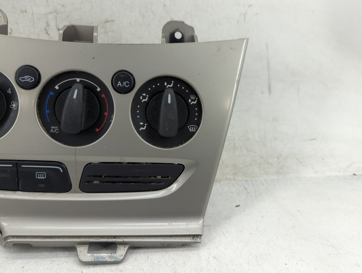 2013-2014 Ford Focus Climate Control Module Temperature AC/Heater Replacement P/N:E1062773 Fits Fits 2013 2014 OEM Used Auto